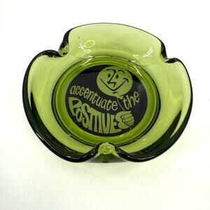 MCM Green Glass Ashtray “Accentuate the Positive” Mr. in Between Retro 1970s Mod